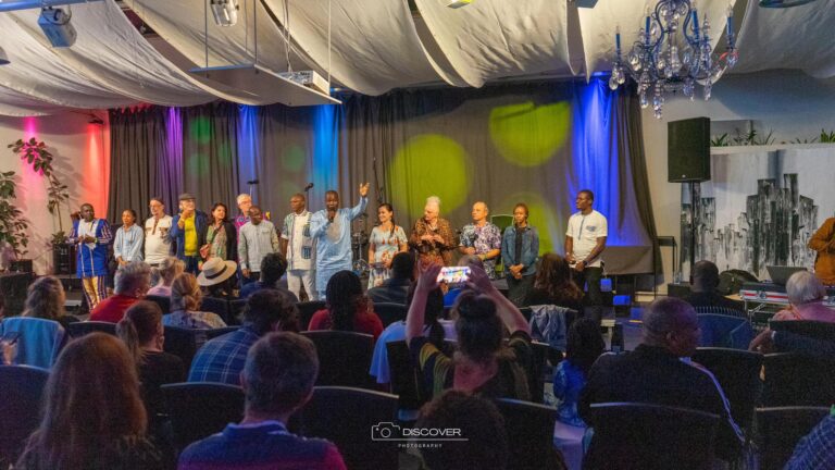 L'association Woka Kuma Burkina  a eu l'ultime  honneur  de recevoir  le 31 Janvier  2025 passé à Bobo-Dioulasso  une  visite   de courtoisie  de Son Excellence Monsieur Dietrich BECKER, Ambassadeur de la République Fédérale d'Allemagne auprès du Burkina Faso. En présence  de Madame Christaine  Sanou  , Générale de la Semaine Nationale de la Culture . De fructueux échanges  ont  été  menés  autour  des préparations  de la 8ÈME  édition du FESTICO , de la vie de l'association  en général et aussi  autour  des relations culturelles bilatérales entre  les deux  nations. Ce fut des moments  d'intense travail  et aussi  d'émotions.  Vive la culture  entre  la République fédérale  Allemagne  et le Burkina Faso 🇧🇫🇩🇪🇧🇫🇩🇪